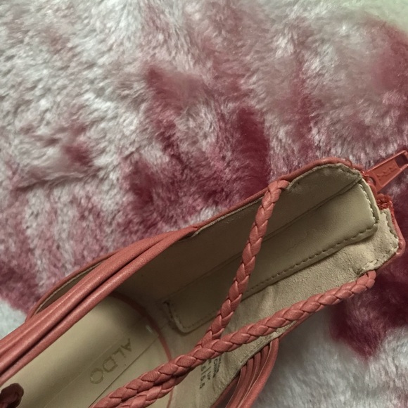 Aldo Pink Sandals - Picture 2 of 4